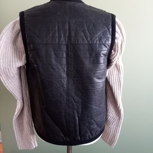 Women's leather / faux fur vest